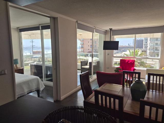 DEPARTAMENTO MODERNO CON EL SONIDO DEL MAR DE FONDO