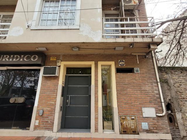 Departamento monoambiente Mor?n ? 24m? en Moron Sur