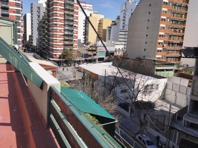 DEPARTAMENTO MONOAMBIENTE CON GRAN BALCÓN TERRAZA – SIN EXPENSAS LAMADRID 25 – PISO 5º – AVELLANEDA