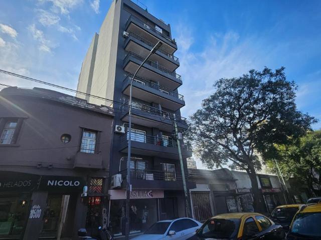 Departamento monoambiente contra frente orientacion norte muy luminoso