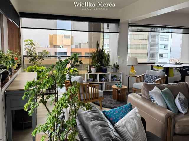 Departamento muy grande en venta con hermosa vista