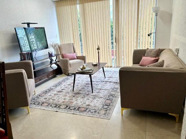 Departamento Napoles, a 2 calles WTC