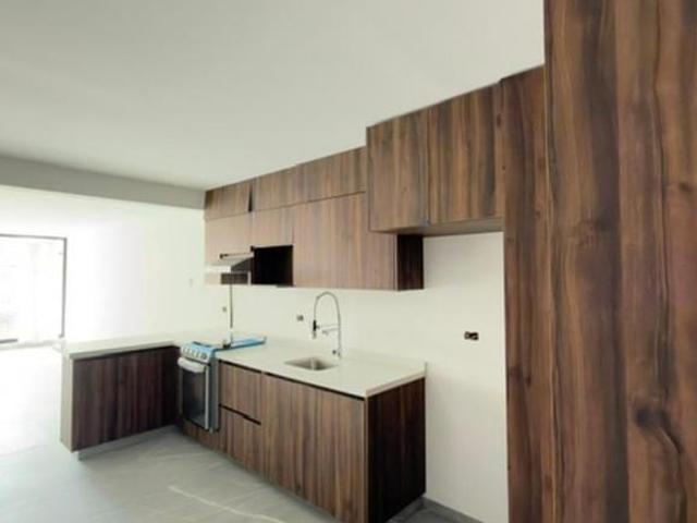 Departamento Nuevo en Venta en Coyoacán con Balcón