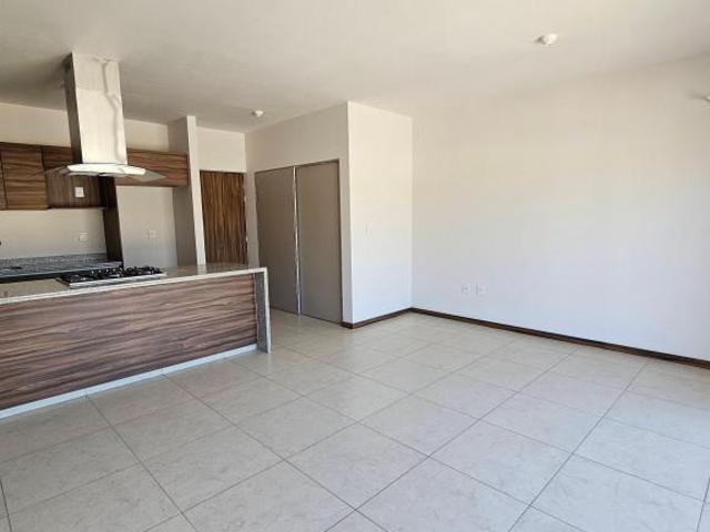 Departamento nuevo en venta junto a Bugambilias piso 2