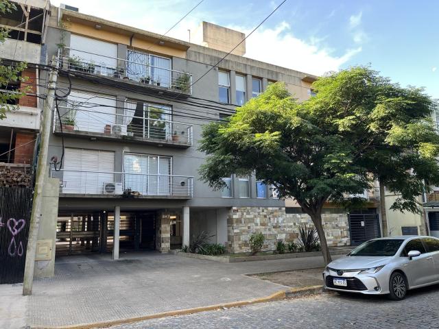 Departamento S.Isi. Vias/Rolon ? 63m?
