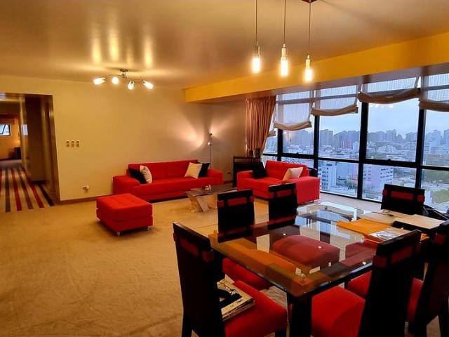 Departamento San Isidro