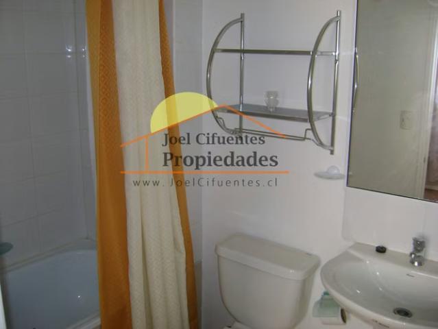 Departamento semi nuevo, en condominio C 2328 | 3 dormitorios por 70000. 00 en Villa Alemana