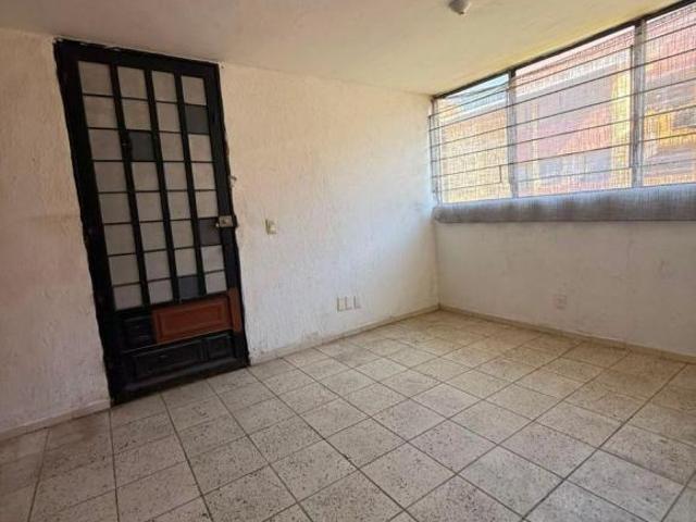 Departamento para remodelar en Lomas de San Eugenio, Guadalajara