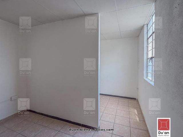 Departamento pequeño en Renta, para 2 personas a 5 minutos de Poliforum