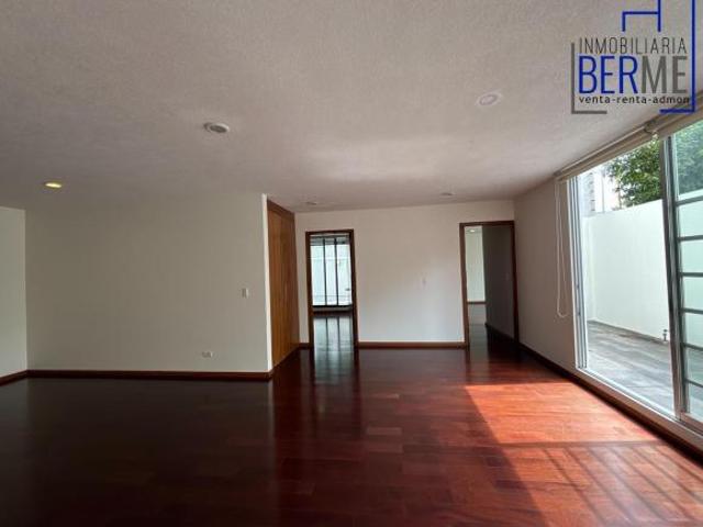 Departamento en Venta en La Paz, Terrazas y 2 Estacionamientos, Venta Puebla