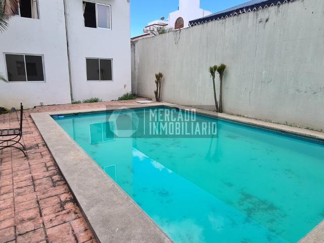 Departamento planta baja edificio con alberca y seguridad