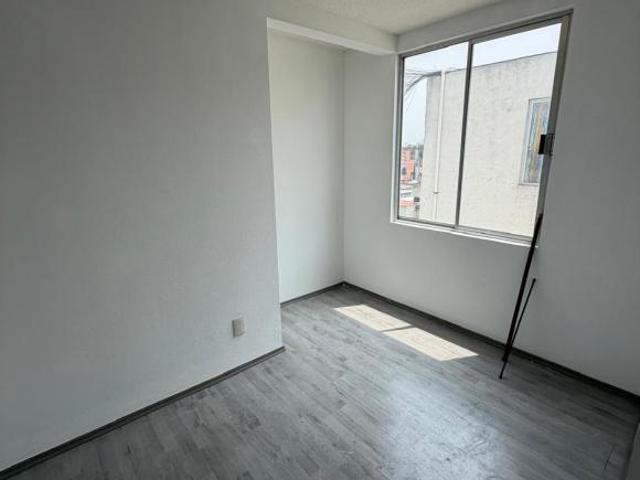 Departamento recién remodelado