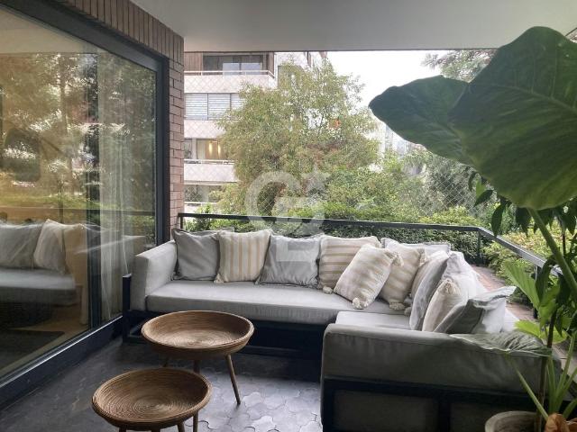 Departamento recién remodelado en sector Las Nieves. 3 dormitorios por 18500.00 en Vitacura