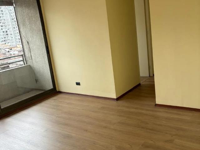 Departamento recién remodelado, metro parque o higgins