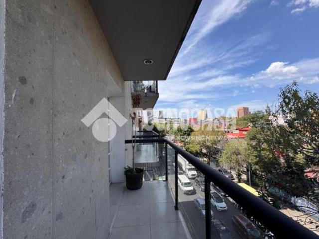 Departamento remodelado con estacionamiento en Bucareli, Juárez