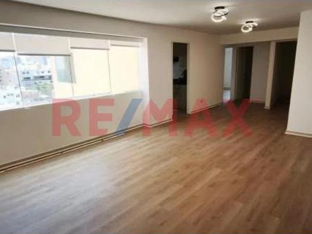 Departamento Remodelado En Venta En Miraflores
