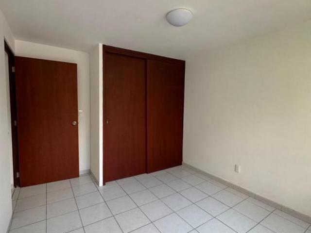 DEPARTAMENTO REMODELADO EN LA ESTANCIA