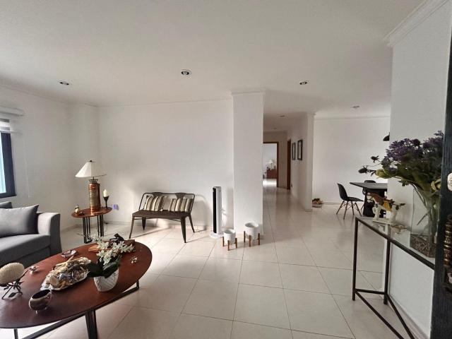 Departamento Renovado en Venta en Miraval, Cuernavaca | 142 m?, Alberca y 3 Estacionamientos