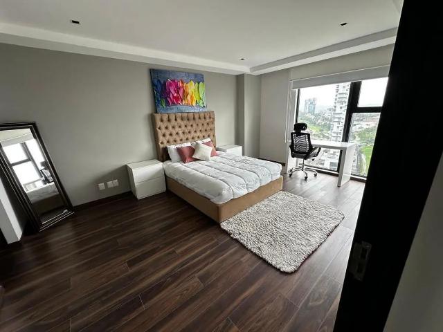 Departamento renta, en Bosque Real desarrollo Oaks