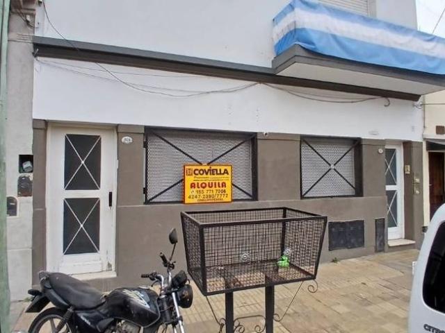 Departamento Tipo Casa en alquiler en Lanus Este