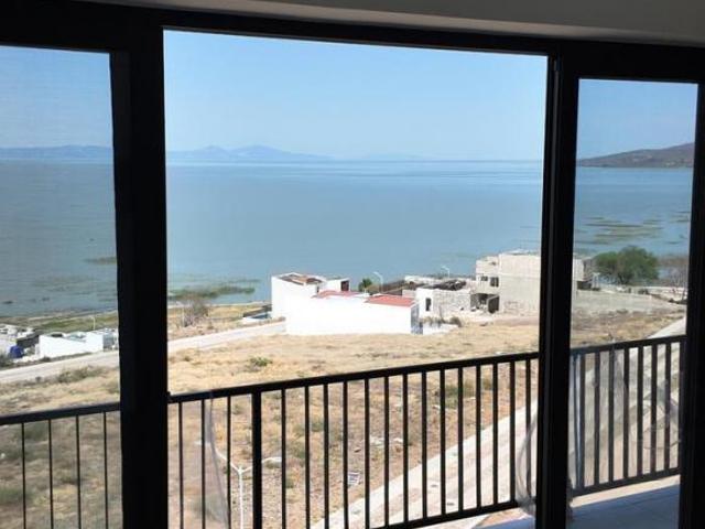 Departamento Tipo Loft Doble Altura Con Vista al Lago de Chapala en Tuxcueca