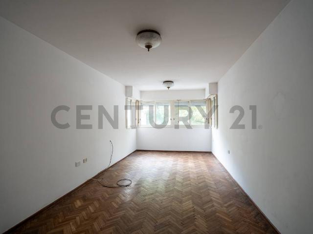 Departamento tipo piso en alquiler en La Plata apto estudiantes | 2 o 3 dormitorios | Calle 9 y 47