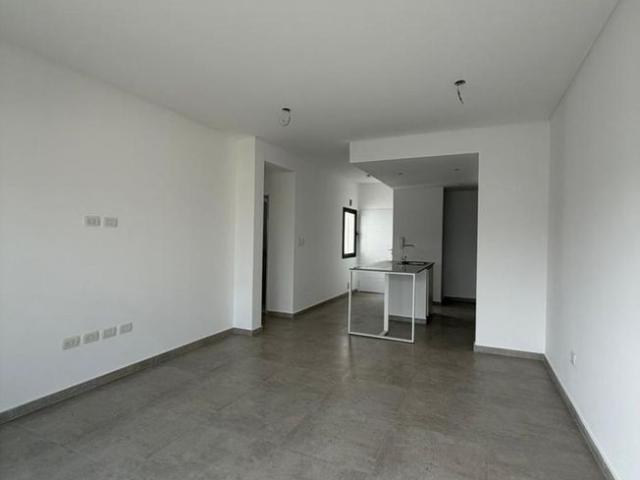 Departamento tres ambientes en ALQUILER Wilde