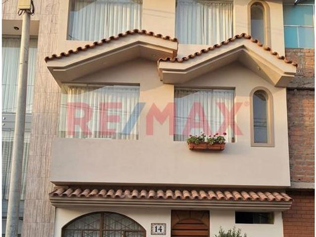Departamento Tríplex En Venta Jlbyr