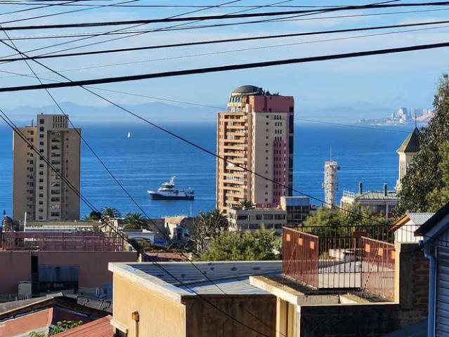 Departamento U Oficina Vista Al Mar Lado Centro Valparaíso | 3 dormitorios por 84000. 00 en Valparaíso