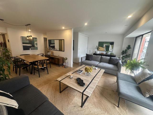 DEPARTAMENTO VENTA MIRAFLORES, AURORA, 109.5 M2 2 DORMITORIOS, VISTA CALLE, 2 COCHERAS, 1 DEPÓSITO