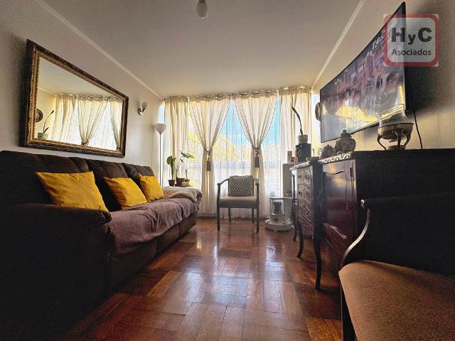 Departamento Viana con excelente ubicación