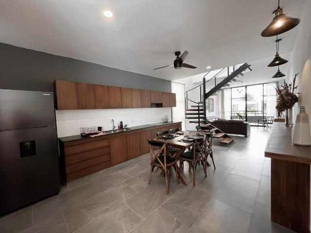 Departamento/loft de dos plantas amueblado en renta