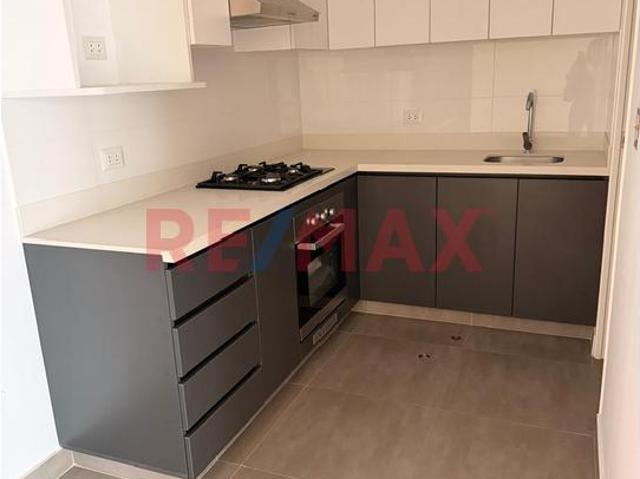 Departamentos En Miraflores De 1, 2 Y 3 Dormitorios