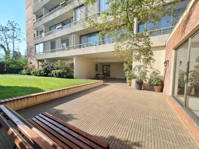 Departamentos en arriendo en Las Condes | DPTO 1D Y 1B CERCA CLINICA LAS CONDES 1810 dormitorios por CLP 690000.00
