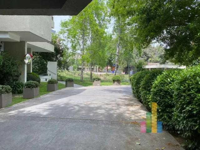 Departamentos en arriendo en Lo Barnechea | Lindo dpto amoblado 4d/4b, El Tranque 4 dormitorios por CLF 69.00