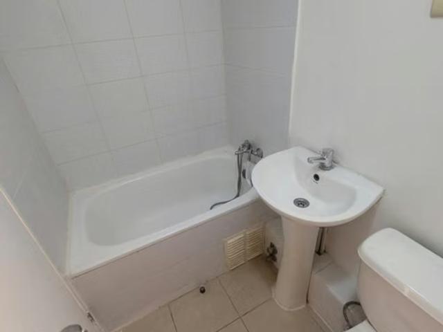 Departamentos en arriendo en Quillota | Departamento DE 3D 1B ESTACIONAMIENTO. QUILLOTA 3 dormitorios por CLP 340000.00