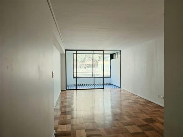Departamentos en arriendo en Vitacura | Departamento en Arriendo 3D + 2B + Servicio en Vitacura 4 dormitorios por CLF 39.00
