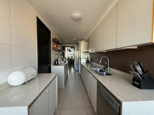 Departamentos en arriendo en vitacura | penthouse dúplex de lujo en arriendo – parque espoz, vitacura 3 dormitorios por clf 130.00