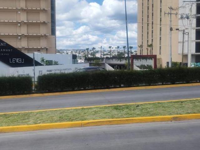 Departamentos en venta Adamant Grand León
