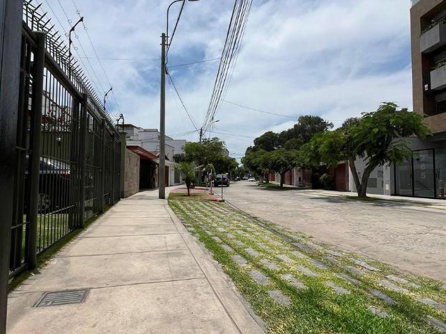 DEPARTAMENTOS | PRE VENTA | EXCLUSIVA ZONA| SURCO
