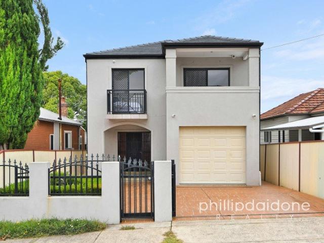 DEPOSIT TAKEN $1,100 PER WEEK