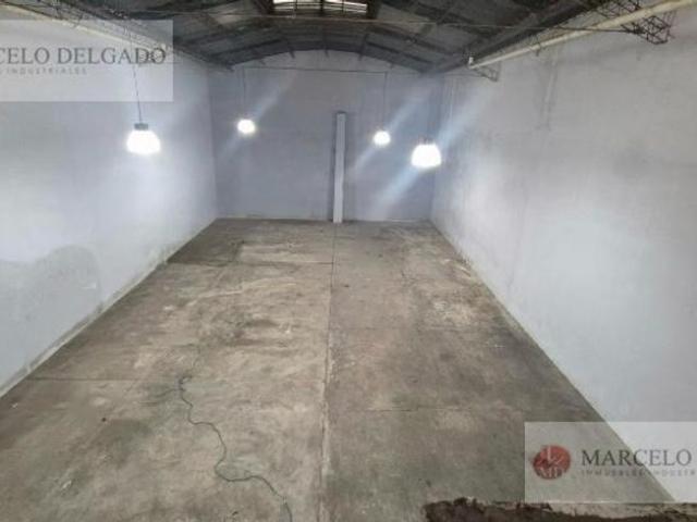 Depósito Galpón de 300 m2 en Constitución ALQUILER