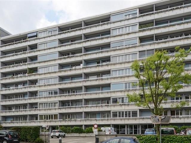 Dépôt 10 m2