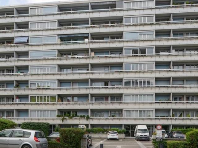 Dépôt 36 m2