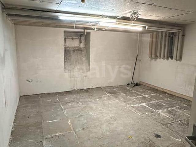 Dépôt d’environ 20m2 situé à la Servette