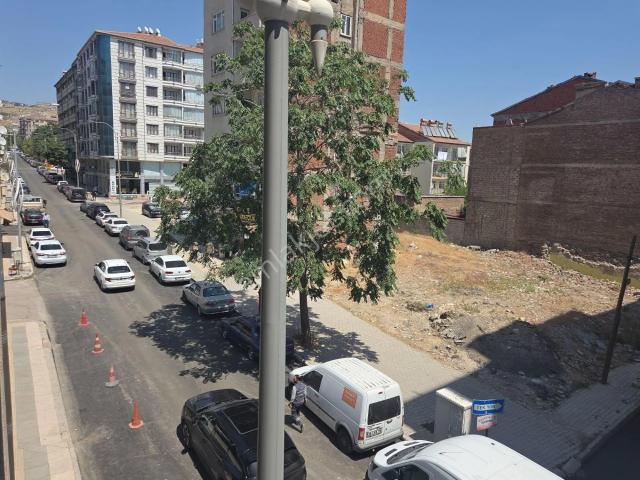 Depozito Yok! Şehir Merkezinde 3+1 Asansörlü Kiralık Daire