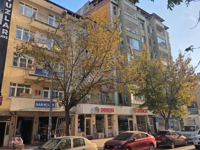 Depozito Yok! Yeni Mahallede Cadde Üzerinde Ara Kat Kiralık Daire