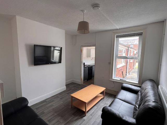 Derwent Street, Lincoln LN1, 3 bed terraced house to rent, £1,000 pcm | PrimeLocation