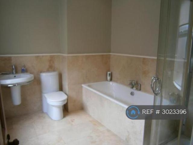 Derwent Street, Stockton On Tees, TS20 2 bed terraced house to rent £695 pcm £160 pw