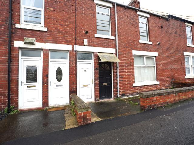 Derwent Terrace, Columbia, Washington NE38, 2 bed flat to rent, £625 pcm | PrimeLocation